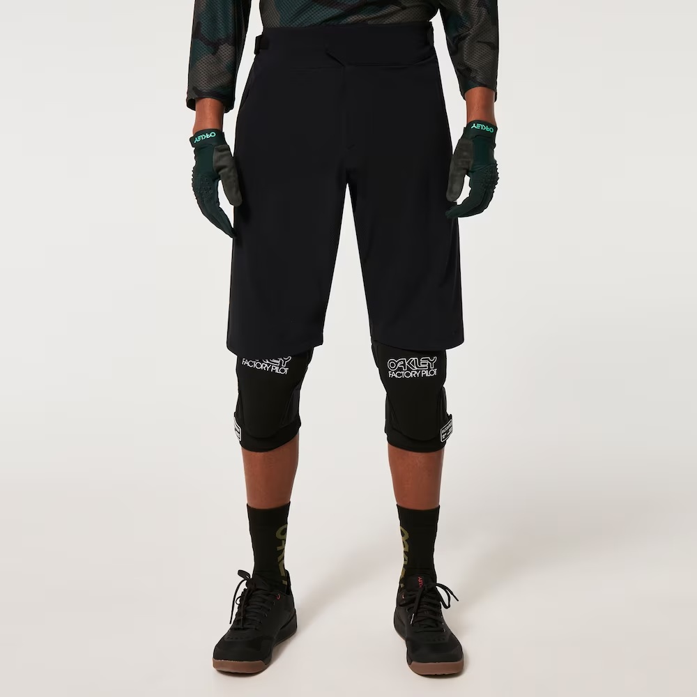 Factory Pilot Rc Short