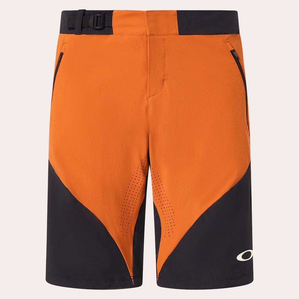 Seeker Airline Short