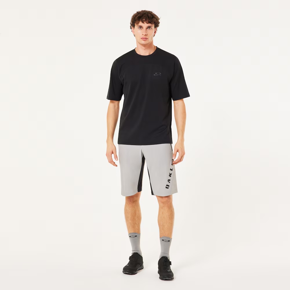 Free Ride Short