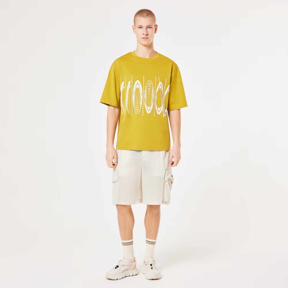 Multipocket Raglan Sleeve Tee