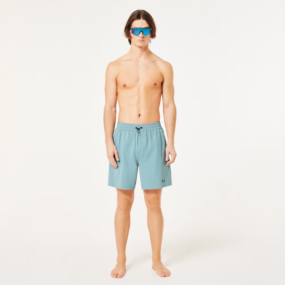 Performance Hybrid Short